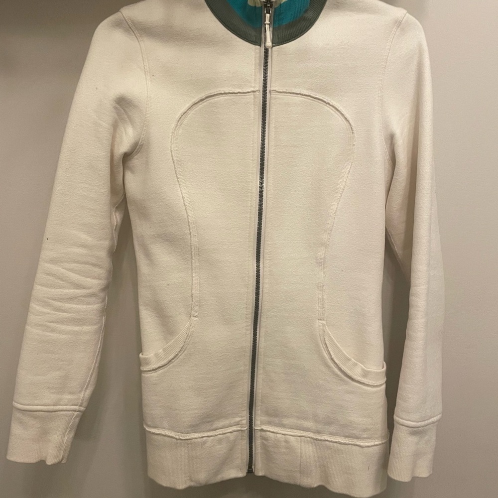 Lululemon Athletica Women's White Zip-Up Sweatshirt